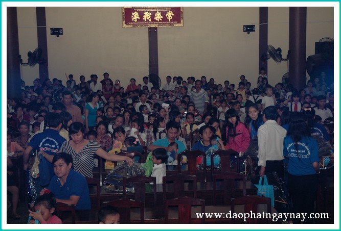 Bình Dương: Đêm hội Trung Thu Vầng Trăng Tuổi Thơ