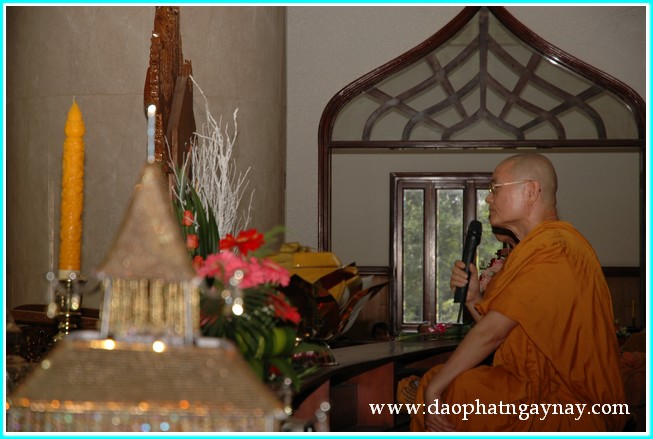 Chùm ảnh: Đại lễ dâng y Kathina tại tổ đình Bửu Long - Q9 - PL: 2557 - DL: 2013