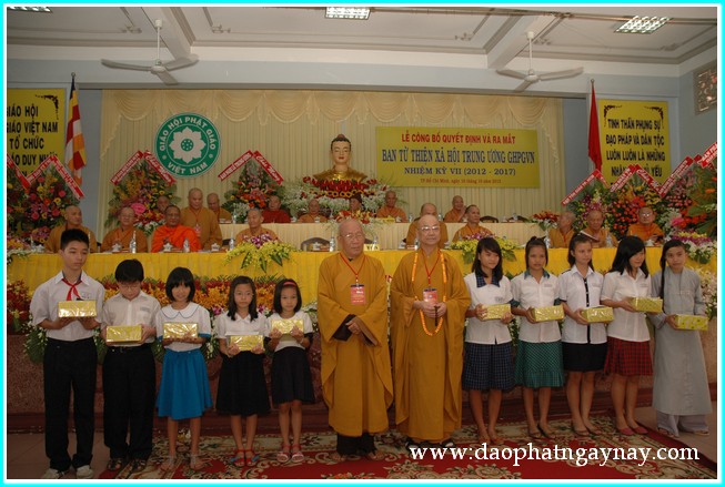 Lễ ra mắt nhân sự Ban Từ thiện Xã hội TW nhiệm kỳ VII (2012-2017)