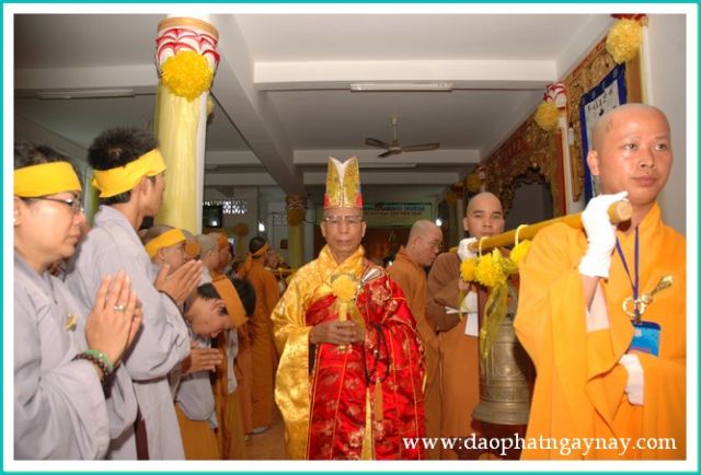 Chùm ảnh: Lễ truy niệm và cung tống kim quan cố HT. Thích Đạt Đạo