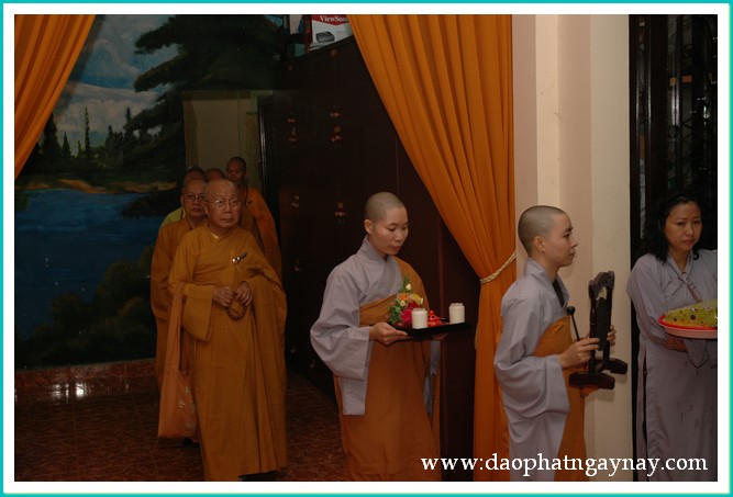 TP. HCM: Lễ dâng y Ca Sa tại Quan Âm tu viện