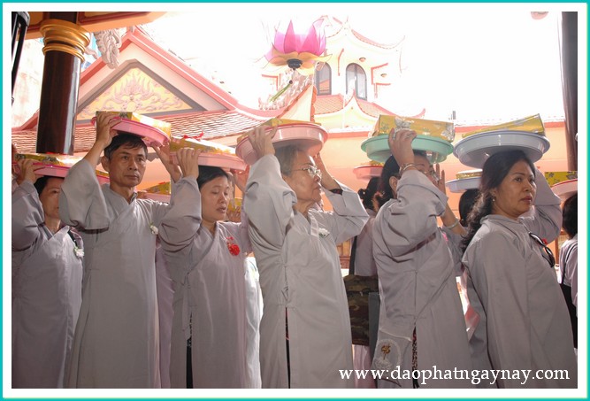 TP. HCM: Lễ dâng y Ca Sa tại Quan Âm tu viện