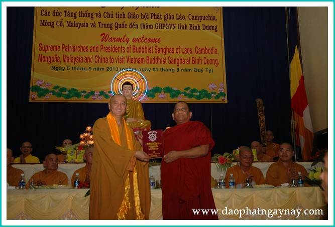 Bình Dương: Tiếp đón phái đoàn Phật giáo quốc tế