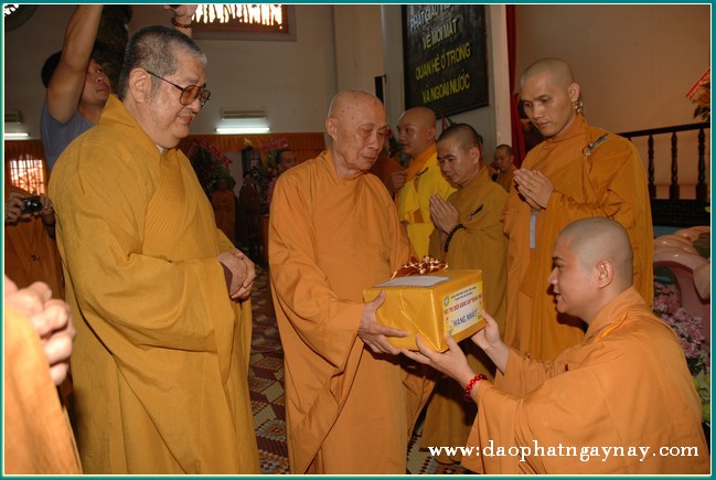 TP. HCM: Lễ tổng mãn hạ các điểm An Cư Kiết Hạ PL. 2557