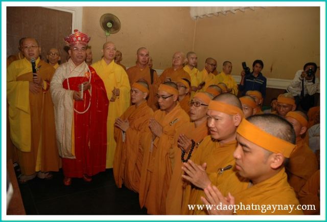 Chùm ảnh: Lễ truy niệm và cung tống kim quan cố HT. Thích Đạt Đạo