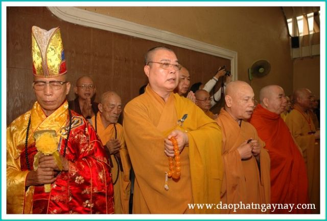 Chùm ảnh: Lễ truy niệm và cung tống kim quan cố HT. Thích Đạt Đạo