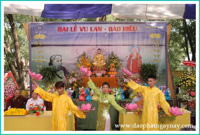 Bình Dương: Tấm lòng hiếu đạo của người khiếm thị