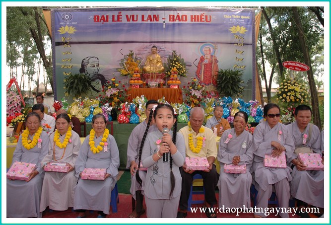 Bình Dương: Tấm lòng hiếu đạo của người khiếm thị