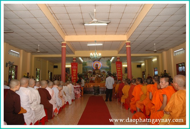 TP. HCM: Sinh hoạt an cư kiết hạ Phật giáo Nam Tông người Kinh