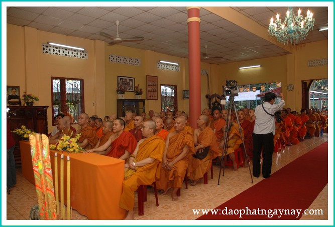 TP. HCM: Sinh hoạt an cư kiết hạ Phật giáo Nam Tông người Kinh