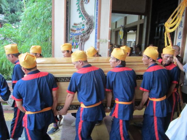 Cung thỉnh Giác linh Đại lão HT.Thích Chí Tín yết Phật