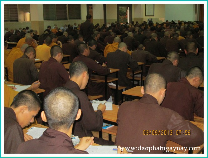 TP. HCM: Tăng Ni sinh hệ Trung Cao Phật học thi học kỳ I-II
