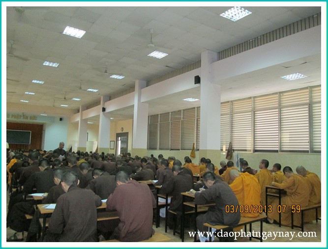 TP. HCM: Tăng Ni sinh hệ Trung Cao Phật học thi học kỳ I-II