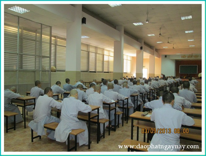 TP. HCM: Tăng Ni sinh hệ Trung Cao Phật học thi học kỳ I-II