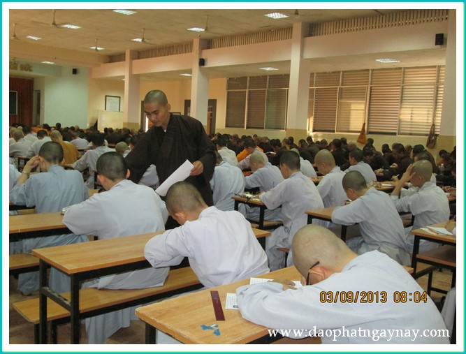 TP. HCM: Tăng Ni sinh hệ Trung Cao Phật học thi học kỳ I-II