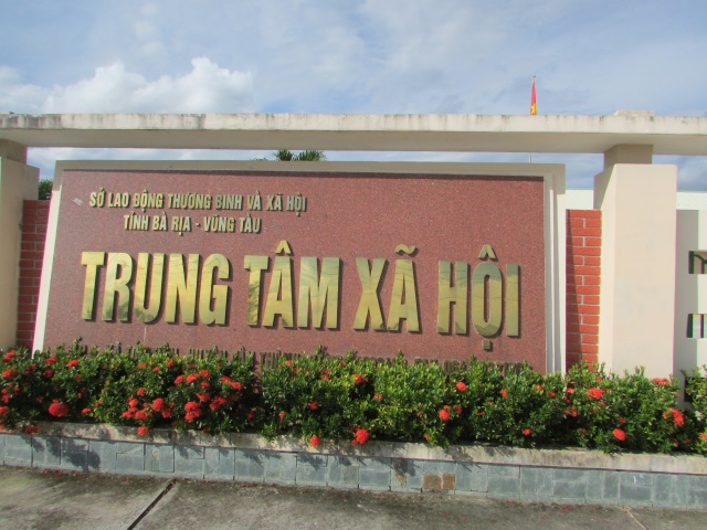 Quỹ Từ thiện ĐPNN: Tặng quà cho bệnh nhân tâm thần tại TTXH Bà Rịa –Vũng Tàu