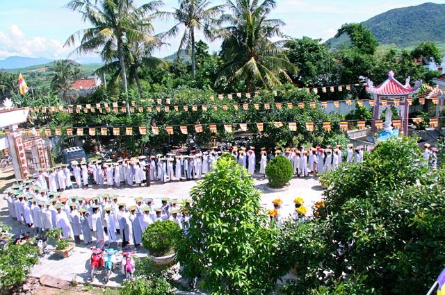 Tịnh Xá Ngọc Túc Lễ Dâng Pháp Y