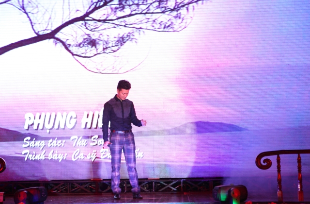 TP. HCM: Xúc động đêm thơ - nhạc tưởng niệm thi sĩ Bùi Giáng