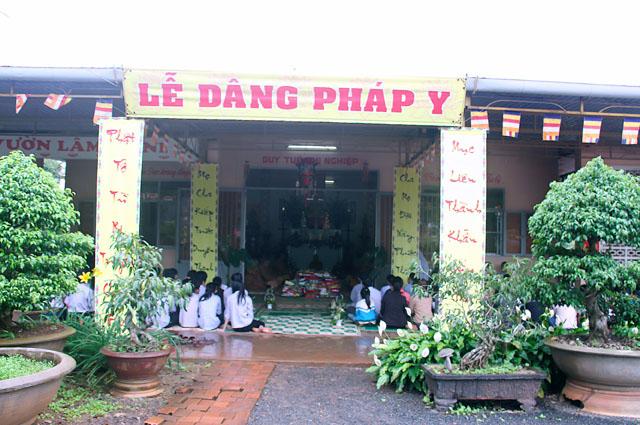 ĐăkLăc - Tịnh xá ngọc chánh lễ dâng pháp y