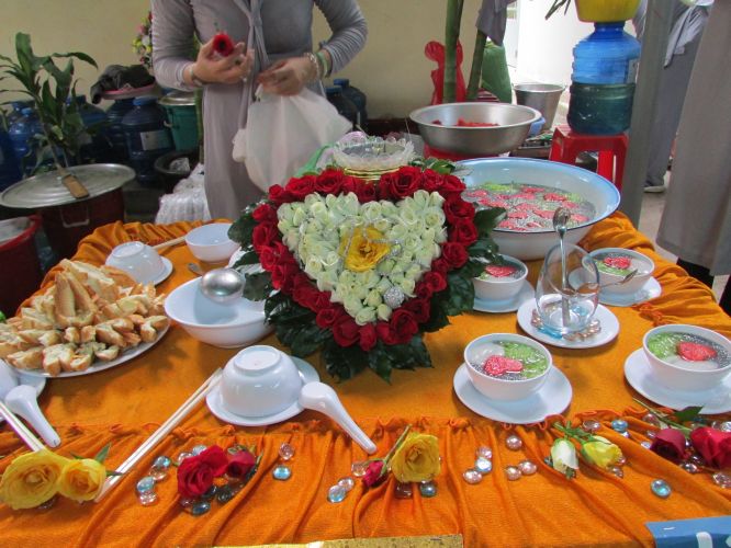 TP.HCM: Triển lãm tranh thư pháp và lễ hội ẩm thực chay tại chùa Thiên Chánh
