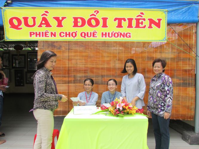 TP.HCM: Triển lãm tranh thư pháp và lễ hội ẩm thực chay tại chùa Thiên Chánh