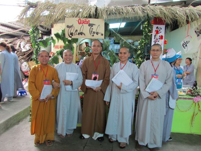 TP.HCM: Triển lãm tranh thư pháp và lễ hội ẩm thực chay tại chùa Thiên Chánh