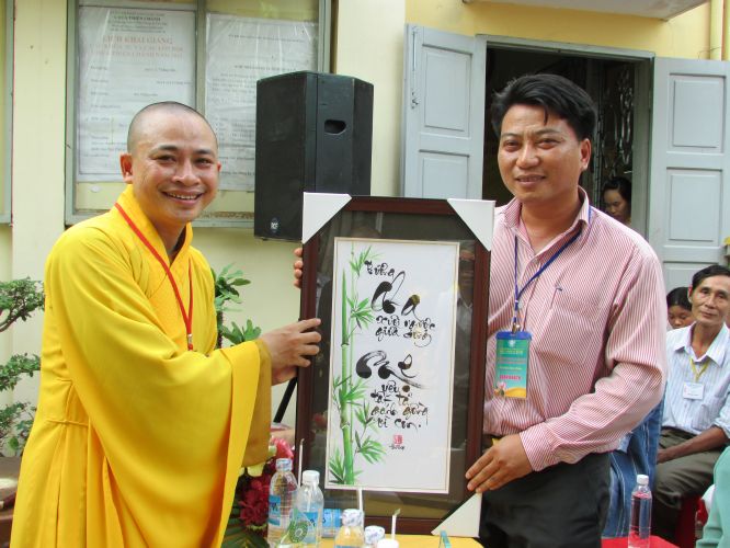 TP.HCM: Triển lãm tranh thư pháp và lễ hội ẩm thực chay tại chùa Thiên Chánh