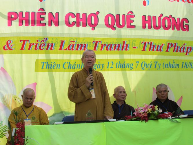 TP.HCM: Triển lãm tranh thư pháp và lễ hội ẩm thực chay tại chùa Thiên Chánh