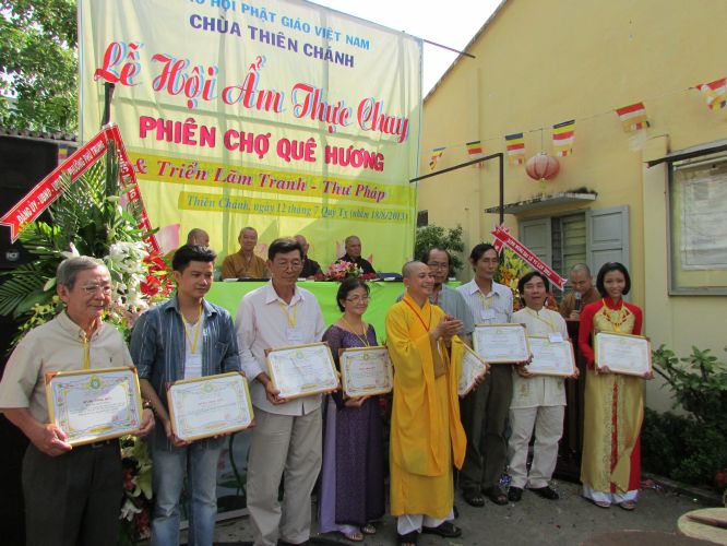 TP.HCM: Triển lãm tranh thư pháp và lễ hội ẩm thực chay tại chùa Thiên Chánh