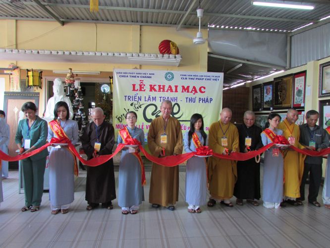 TP.HCM: Triển lãm tranh thư pháp và lễ hội ẩm thực chay tại chùa Thiên Chánh