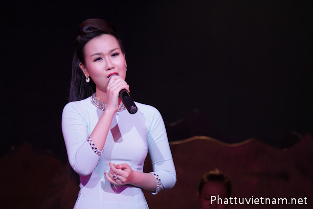 Chùm ảnh: Đêm nhạc từ thiện &quot;Phật và Mẹ&quot; đón Vu Lan do Ban Văn Hóa PG TP.HCM tổ chức