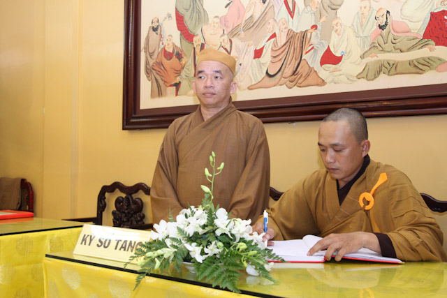 Ngày thứ nhất: Các phái đoàn viếng tang cố HT. Thích Nhật Quang