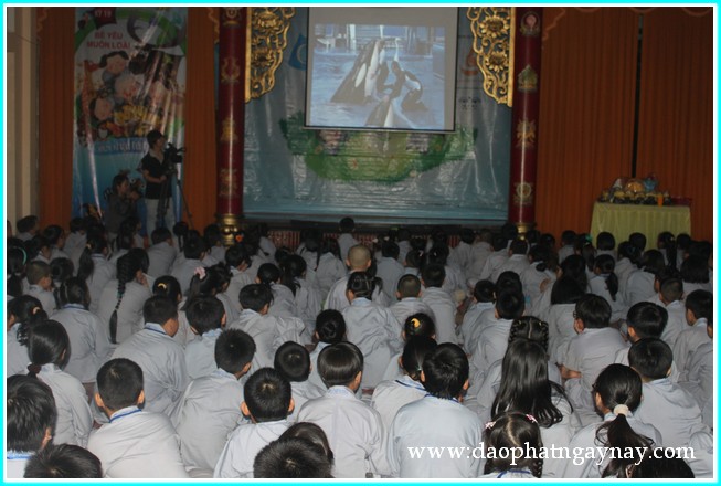 Khóa tu Gieo Hạt Từ Tâm 19: Bé yêu muôn loài