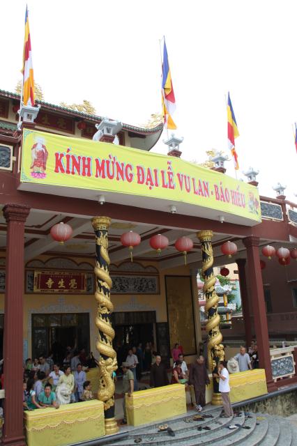 Tổ đình Giác Sanh tặng 600 phần quà từ thiện nhân mùa Vu Lan - Báo Hiếu