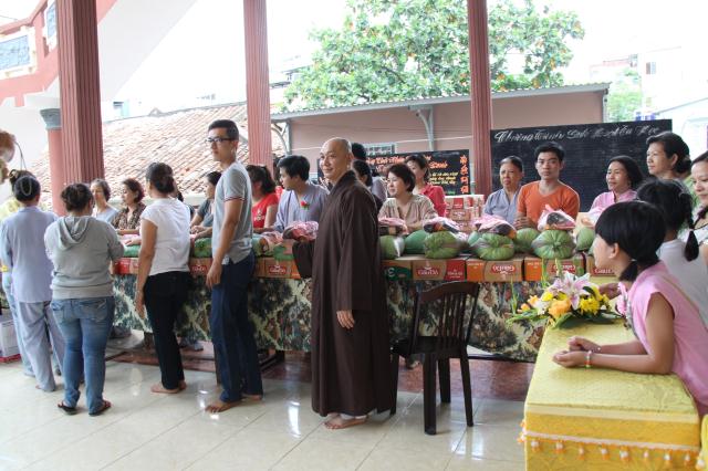 Tổ đình Giác Sanh tặng 600 phần quà từ thiện nhân mùa Vu Lan - Báo Hiếu