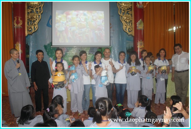 Khóa tu Gieo Hạt Từ Tâm 19: Bé yêu muôn loài