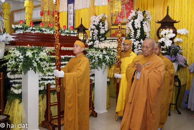 Ngày thứ 3: Các phái đoàn viếng tang cố HT. Thích Nhật Quang