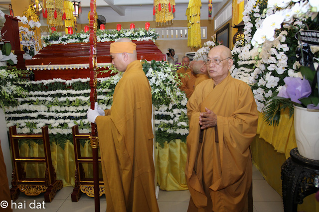 Ngày thứ 3: Các phái đoàn viếng tang cố HT. Thích Nhật Quang