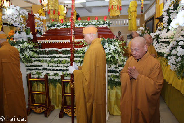 Ngày thứ 3: Các phái đoàn viếng tang cố HT. Thích Nhật Quang