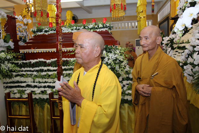 Ngày thứ 3: Các phái đoàn viếng tang cố HT. Thích Nhật Quang