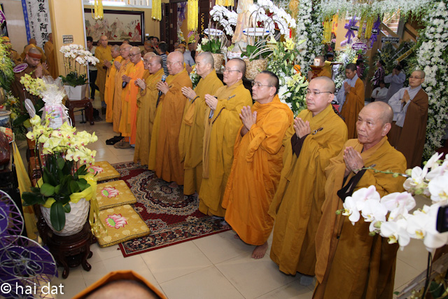 Ngày thứ 3: Các phái đoàn viếng tang cố HT. Thích Nhật Quang