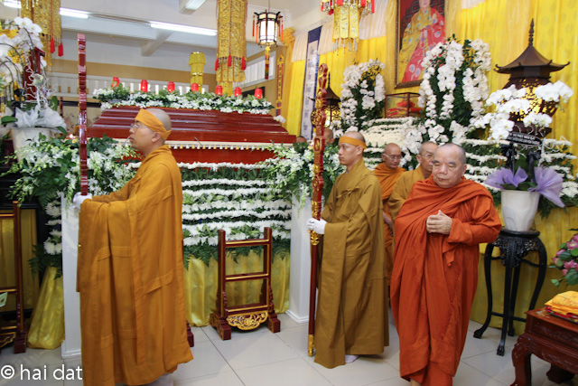 Ngày thứ 3: Các phái đoàn viếng tang cố HT. Thích Nhật Quang