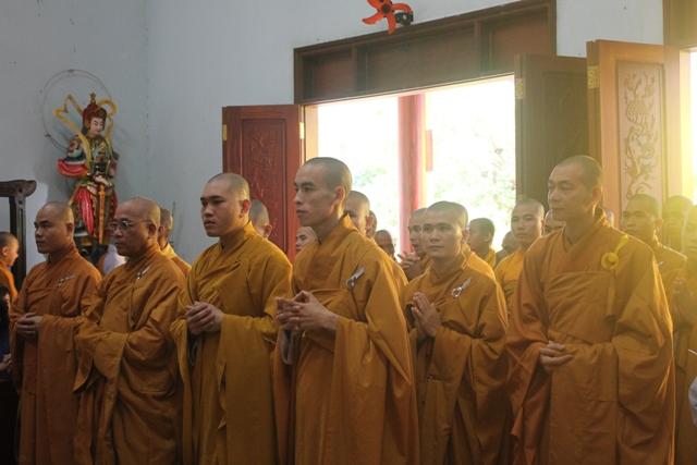 Đồng Tháp: Tốt Nghiệp Trung Cấp Phật Học Khóa VI – Khai Giảng Kháo VII