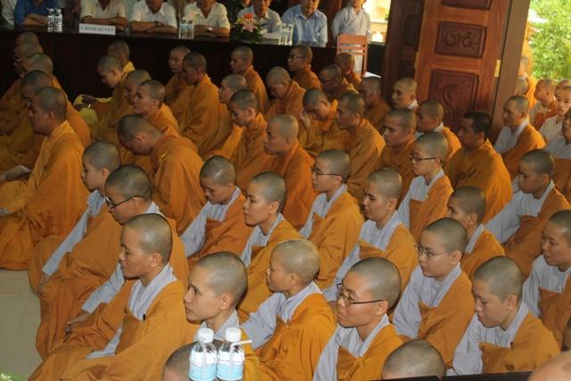 Đồng Tháp: Tốt Nghiệp Trung Cấp Phật Học Khóa VI – Khai Giảng Kháo VII