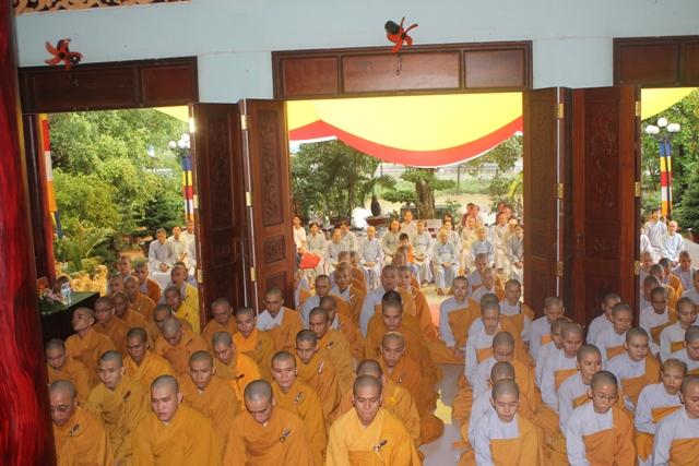 Đồng Tháp: Tốt Nghiệp Trung Cấp Phật Học Khóa VI – Khai Giảng Kháo VII