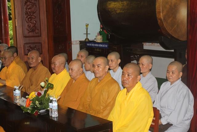 Đồng Tháp: Tốt Nghiệp Trung Cấp Phật Học Khóa VI – Khai Giảng Kháo VII