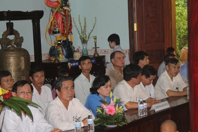 Đồng Tháp: Tốt Nghiệp Trung Cấp Phật Học Khóa VI – Khai Giảng Kháo VII