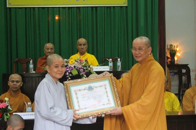 Đồng Tháp: Tốt Nghiệp Trung Cấp Phật Học Khóa VI – Khai Giảng Kháo VII