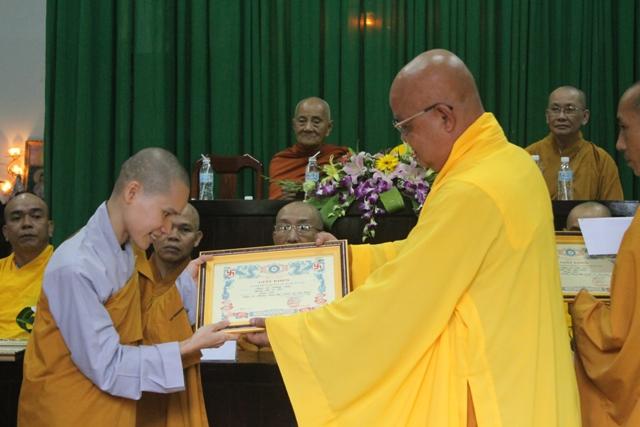 Đồng Tháp: Tốt Nghiệp Trung Cấp Phật Học Khóa VI – Khai Giảng Kháo VII