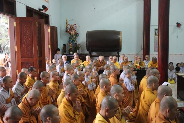 Đồng Tháp: Tốt Nghiệp Trung Cấp Phật Học Khóa VI – Khai Giảng Kháo VII